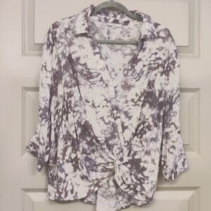 Women's Marble print Quarter sleeve V neck button up blouse size medium